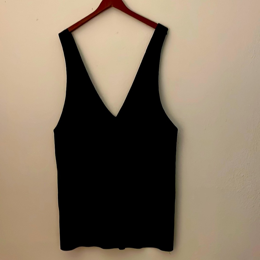 Anthropologie Black v-neck pleather tank. NWT-size XL
